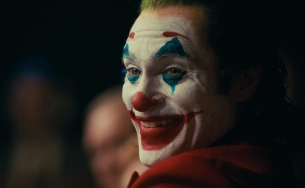 Image of Joaquin Phoenix as the Joker.