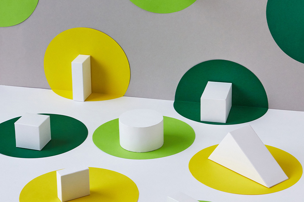 A series of three dimensional shapes transposed to circles suggests why the shape of a sentence matters when writing a cumulative sentence