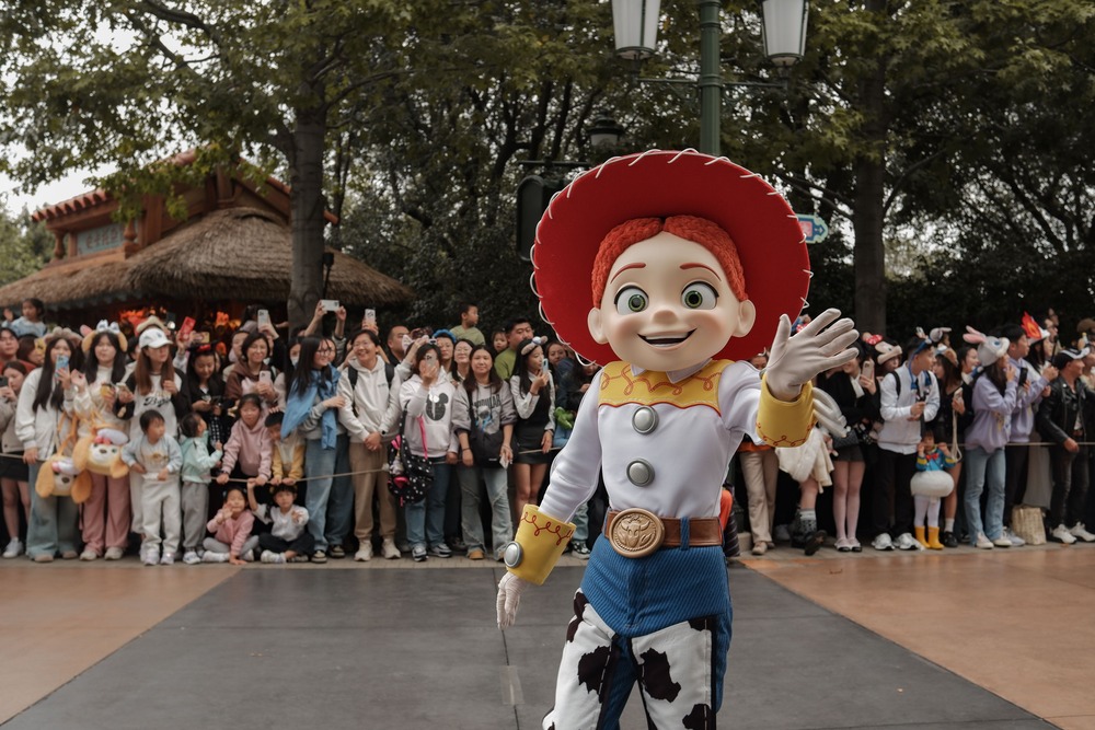 A character waves at the camera, which is a sign of a writer not knowing how to introduce a character.